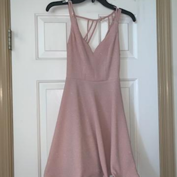 Dress - Picture 2 of 5